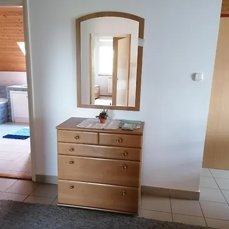 Appartement Sara Vendeghaz *