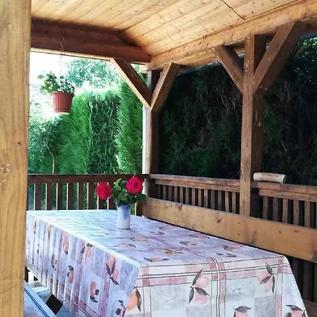 Sára