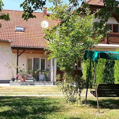 Appartement Sara Vendeghaz